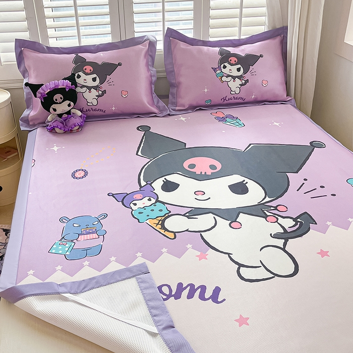 91家纺网 家纺一手货源 找家纺 金爱家 2025新款A类三丽鸥授权数码印花中分子1200D凉感冰丝宽边凉感软席 冰丝席-冰淇淋库洛米