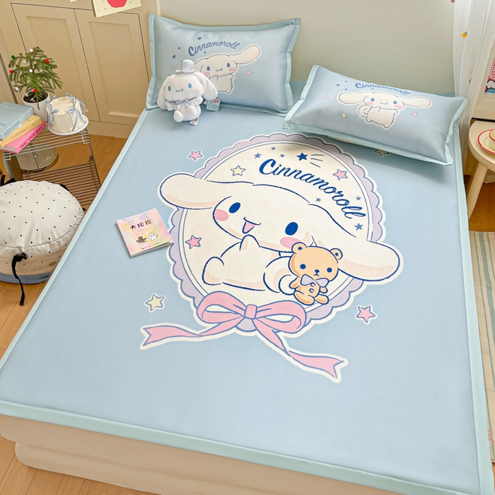 91家纺网 家纺一手货源 找家纺 金爱家 2025新款A类三丽鸥授权数码印花中分子1200D凉感冰丝宽边凉感软席 冰丝席-你好大耳狗