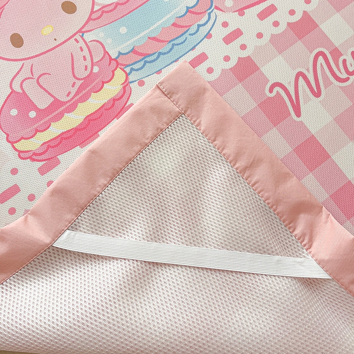 91家纺网 家纺一手货源 找家纺 金爱家 2025新款A类三丽鸥授权数码印花中分子1200D凉感冰丝宽边凉感软席 冰丝席-蛋糕美乐蒂