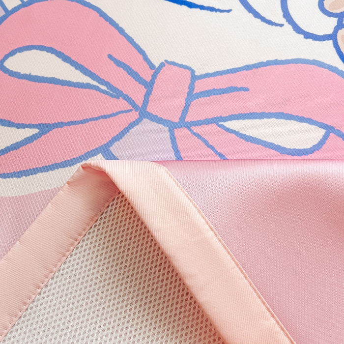 91家纺网 家纺一手货源 找家纺 金爱家 2025新款A类三丽鸥授权数码印花中分子1200D凉感冰丝宽边凉感软席 冰丝席-蝴蝶结玉桂狗粉