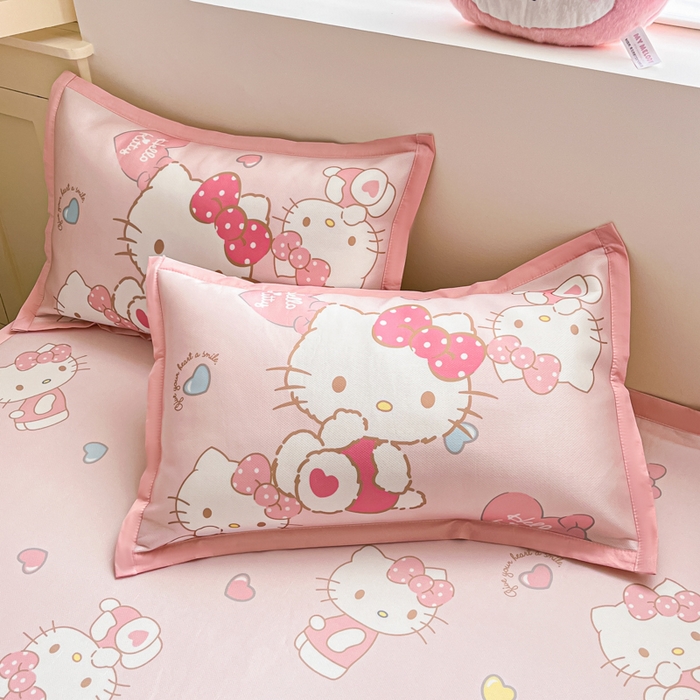 91家纺网 家纺一手货源 找家纺 金爱家 2025新款A类三丽鸥授权数码印花中分子1200D凉感冰丝宽边凉感软席 冰丝席-爱心少女kitty