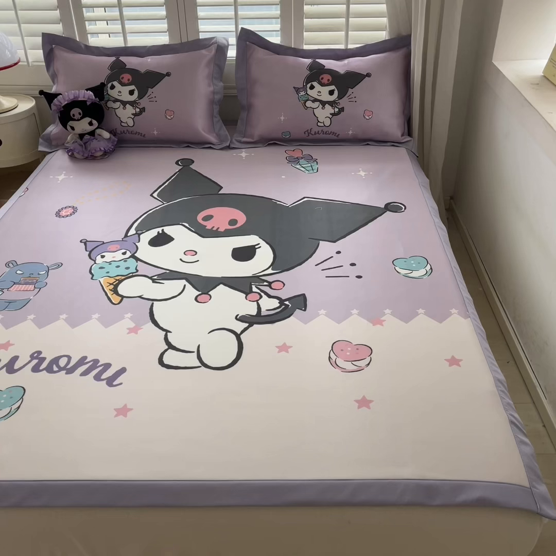 91家纺网 家纺一手货源 找家纺 金爱家 2025新款A类三丽鸥授权数码印花中分子1200D凉感冰丝宽边凉感软席 冰丝席-冰淇淋库洛米