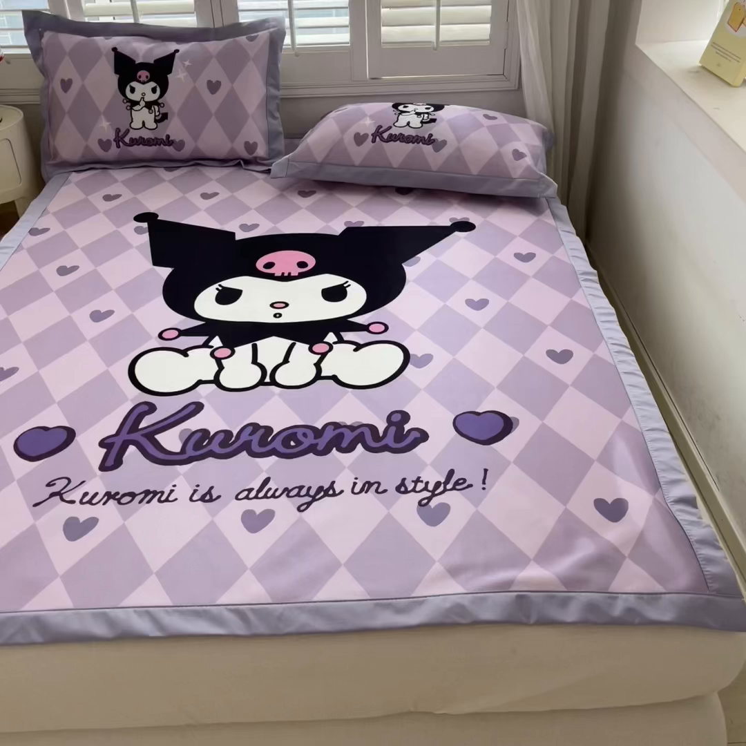 91家纺网 家纺一手货源 找家纺 金爱家 2025新款A类三丽鸥授权数码印花中分子1200D凉感冰丝宽边凉感软席 冰丝席-甜甜库洛米