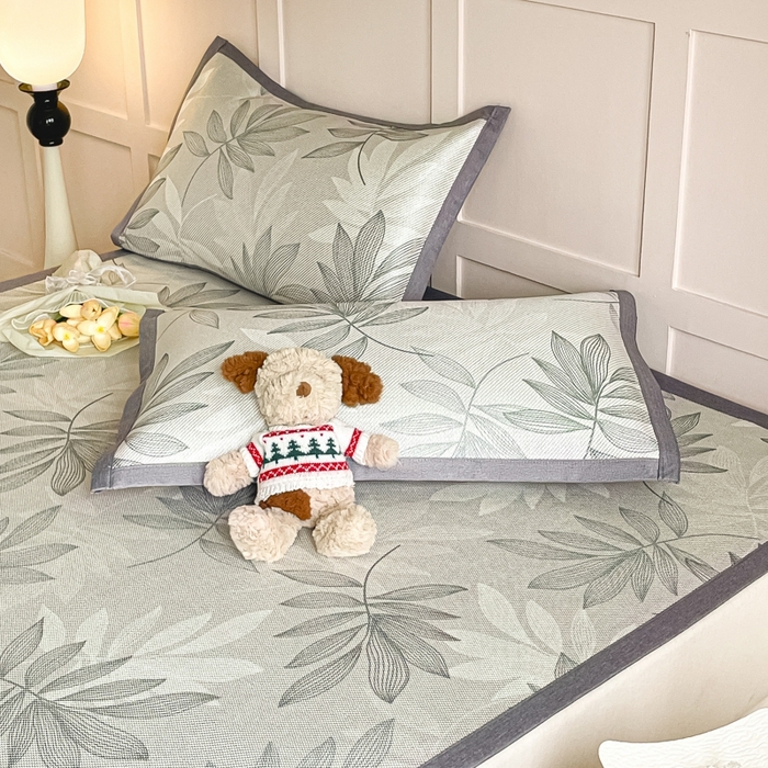 91家纺网 家纺一手货源 找家纺 柒月家居 2025新款小清新印花冰藤系列 风华-灰