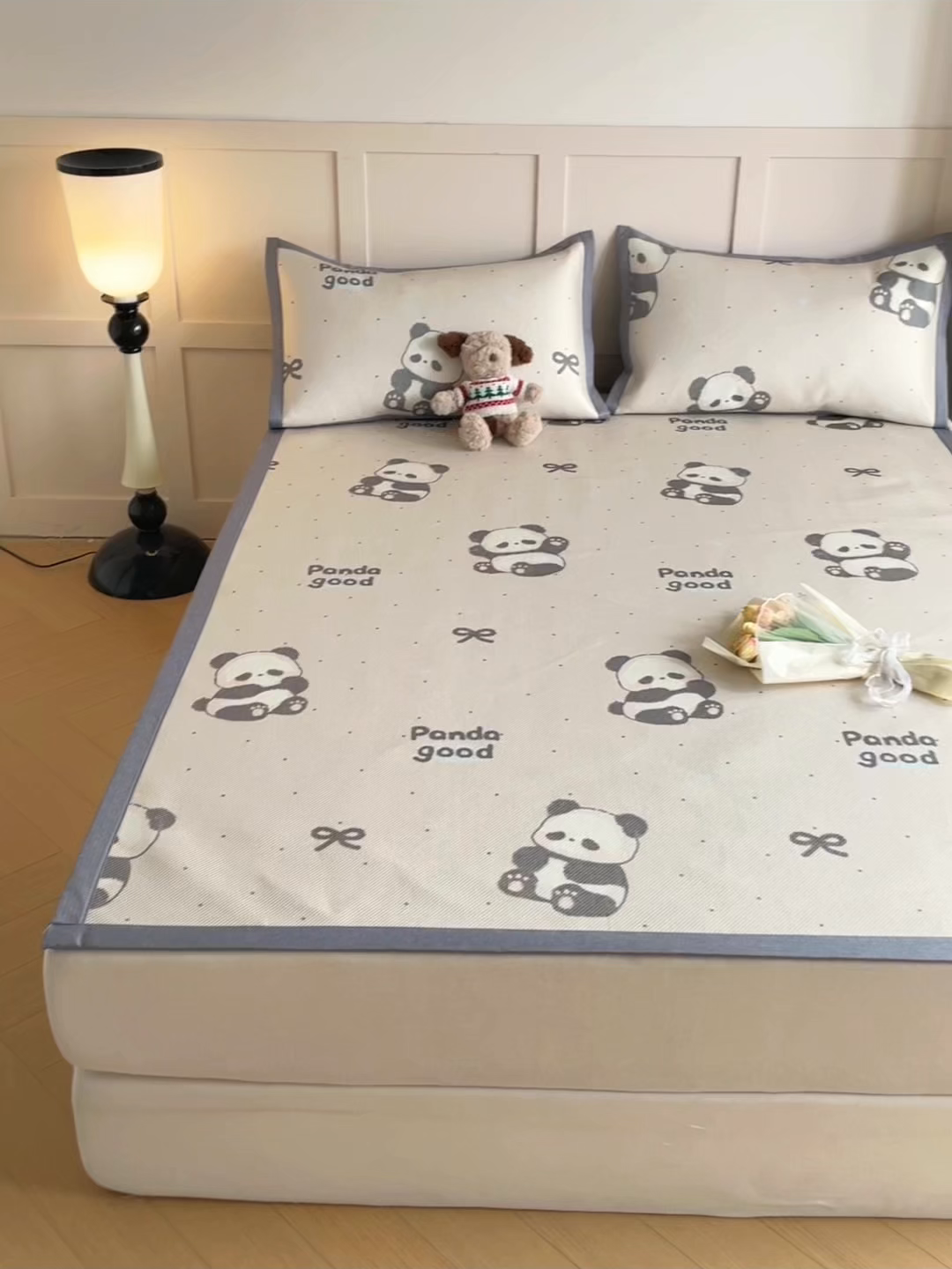 91家纺网 家纺一手货源 找家纺 柒月家居 2025新款小清新印花冰藤系列 熊猫团子