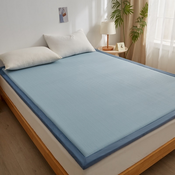 91家纺网 家纺一手货源 找家纺 锦丝钰床垫 2025新款华夫格冰豆豆多功能地铺床垫床边垫 华芙格-蓝