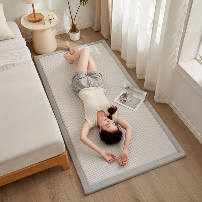 91家纺网 家纺一手货源 找家纺 锦丝钰床垫 2025新款华夫格冰豆豆多功能地铺床垫床边垫 冰豆豆-灰