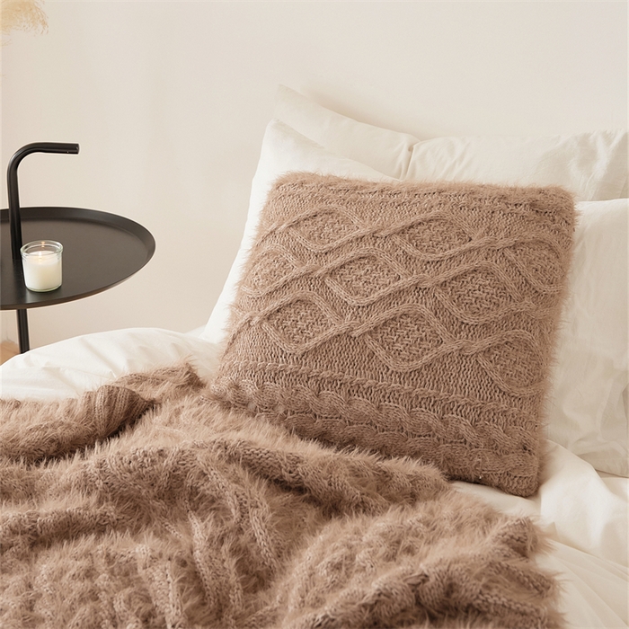 91家纺网 家纺一手货源 找家纺 暖绵绵家纺 2025新款弗罗瑟抱枕套 弗罗瑟-驼色