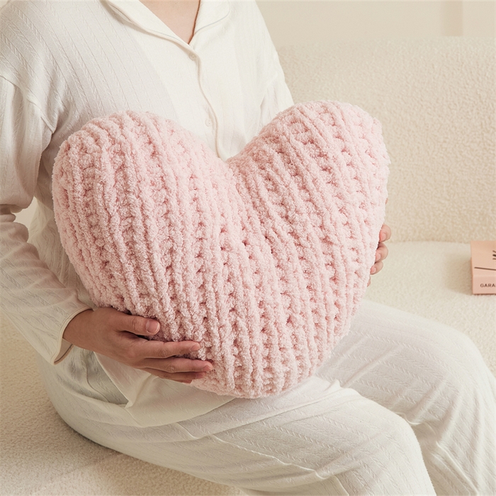 91家纺网 家纺一手货源 找家纺 暖绵绵家纺 2025新款索特纳抱枕（含芯） 索特纳抱枕-浅粉