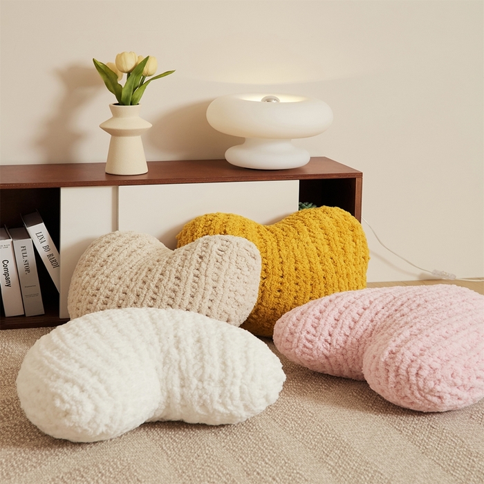 91家纺网 家纺一手货源 找家纺 暖绵绵家纺 2025新款索特纳抱枕（含芯） 组合图仅供展示