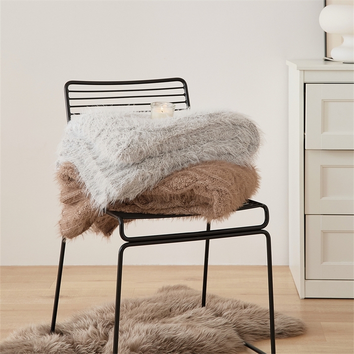 91家纺网 家纺一手货源 找家纺 暖绵绵家纺 2025新款针织盖毯--弗罗瑟 弗罗瑟-银灰