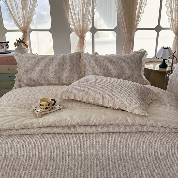 91家纺网 家纺一手货源 找家纺 奈萝家纺 2025新款全棉13372花边床盖三件套四件套纯棉花边夏被春秋被 奥黛丽粉