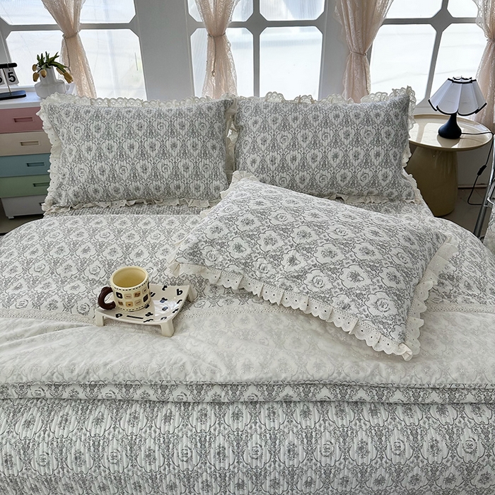 91家纺网 家纺一手货源 找家纺 奈萝家纺 2025新款全棉13372花边床盖三件套四件套纯棉花边夏被春秋被 奥黛丽灰