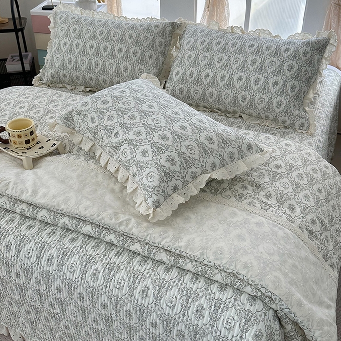 91家纺网 家纺一手货源 找家纺 奈萝家纺 2025新款全棉13372花边床盖三件套四件套纯棉花边夏被春秋被 奥黛丽灰
