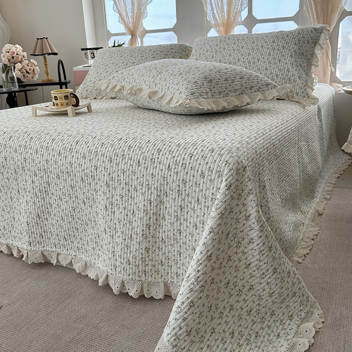 91家纺网 家纺一手货源 找家纺 奈萝家纺 2025新款全棉13372花边床盖三件套四件套纯棉花边夏被春秋被 繁花米白