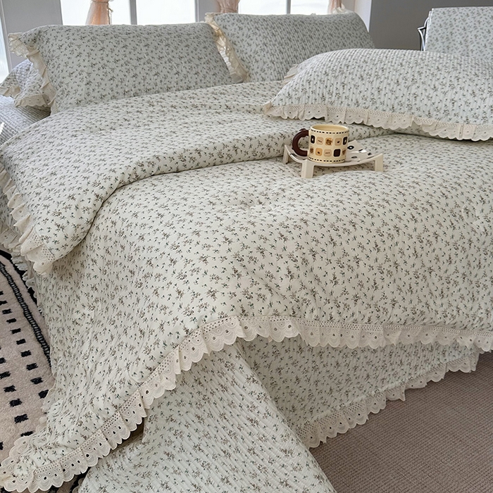 91家纺网 家纺一手货源 找家纺 奈萝家纺 2025新款全棉13372花边床盖三件套四件套纯棉花边夏被春秋被 繁花米白