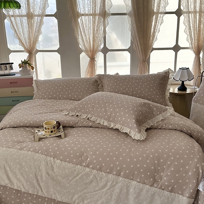 91家纺网 家纺一手货源 找家纺 奈萝家纺 2025新款全棉13372花边床盖三件套四件套纯棉花边夏被春秋被 格子雏菊