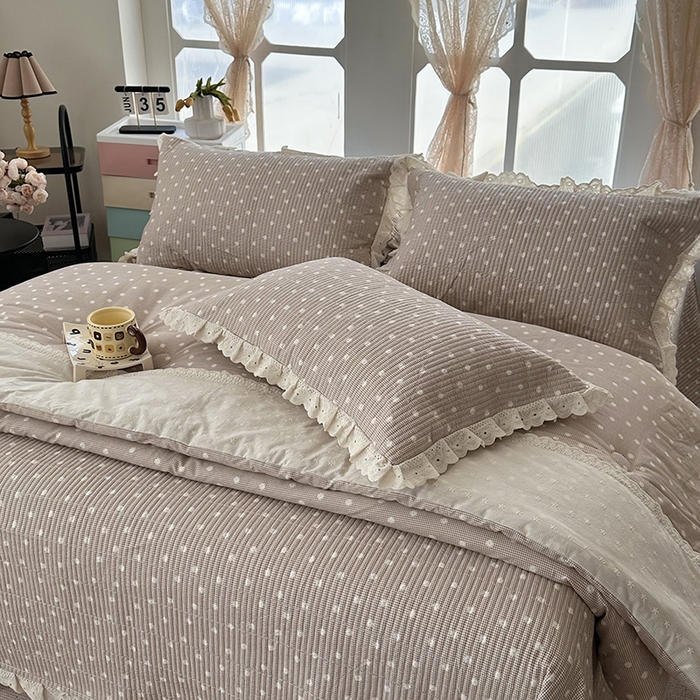 91家纺网 家纺一手货源 找家纺 奈萝家纺 2025新款全棉13372花边床盖三件套四件套纯棉花边夏被春秋被 格子雏菊