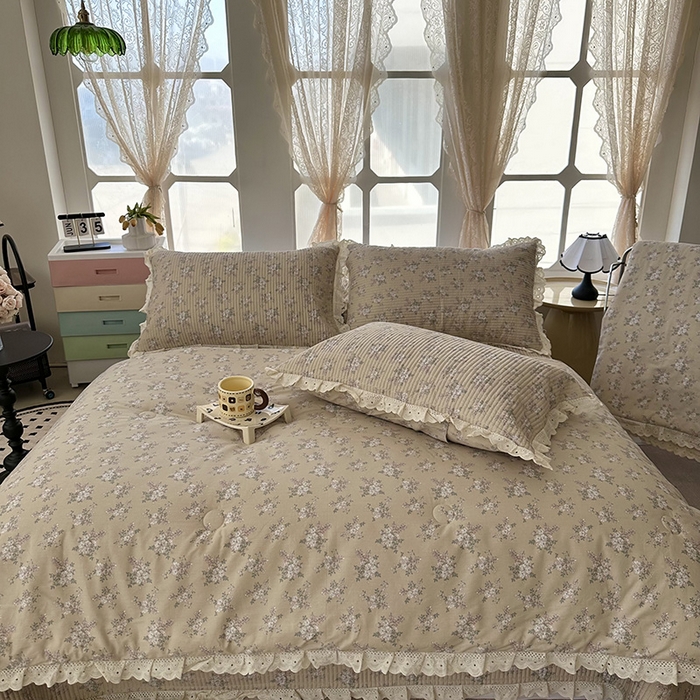 91家纺网 家纺一手货源 找家纺 奈萝家纺 2025新款全棉13372花边床盖三件套四件套纯棉花边夏被春秋被 花海米
