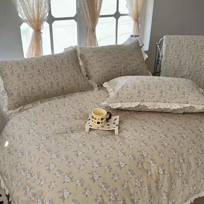 91家纺网 家纺一手货源 找家纺 奈萝家纺 2025新款全棉13372花边床盖三件套四件套纯棉花边夏被春秋被 花海米