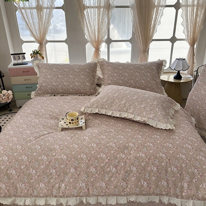 91家纺网 家纺一手货源 找家纺 奈萝家纺 2025新款全棉13372花边床盖三件套四件套纯棉花边夏被春秋被 花海玉