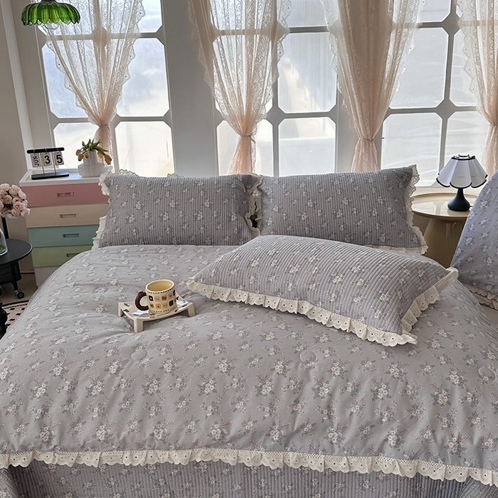 91家纺网 家纺一手货源 找家纺 奈萝家纺 2025新款全棉13372花边床盖三件套四件套纯棉花边夏被春秋被 花海紫