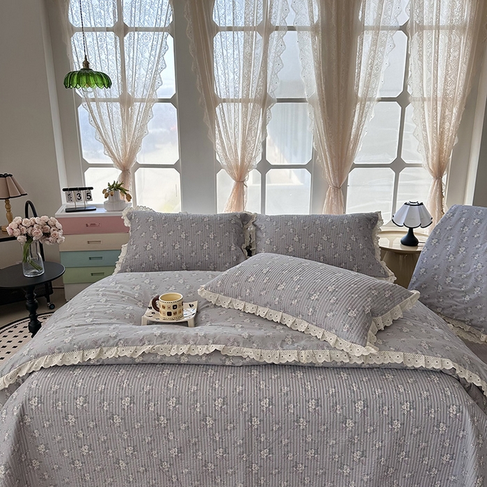 91家纺网 家纺一手货源 找家纺 奈萝家纺 2025新款全棉13372花边床盖三件套四件套纯棉花边夏被春秋被 花海紫