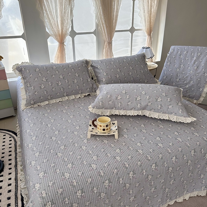 91家纺网 家纺一手货源 找家纺 奈萝家纺 2025新款全棉13372花边床盖三件套四件套纯棉花边夏被春秋被 花海紫