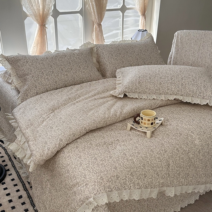 91家纺网 家纺一手货源 找家纺 奈萝家纺 2025新款全棉13372花边床盖三件套四件套纯棉花边夏被春秋被 花世界米