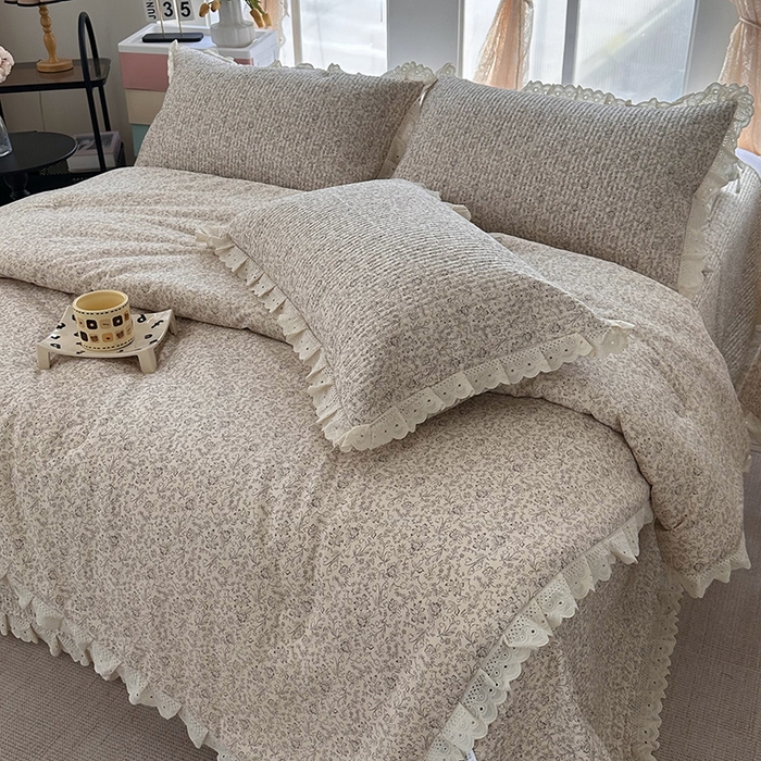 91家纺网 家纺一手货源 找家纺 奈萝家纺 2025新款全棉13372花边床盖三件套四件套纯棉花边夏被春秋被 花世界米