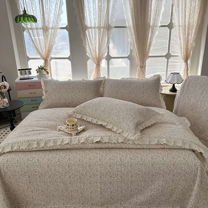 91家纺网 家纺一手货源 找家纺 奈萝家纺 2025新款全棉13372花边床盖三件套四件套纯棉花边夏被春秋被 花世界米