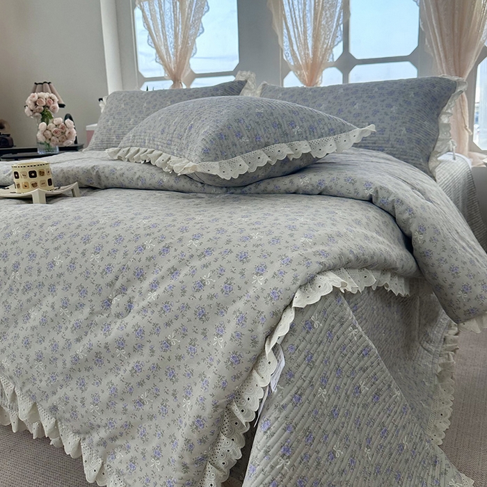 91家纺网 家纺一手货源 找家纺 奈萝家纺 2025新款全棉13372花边床盖三件套四件套纯棉花边夏被春秋被 花束灰