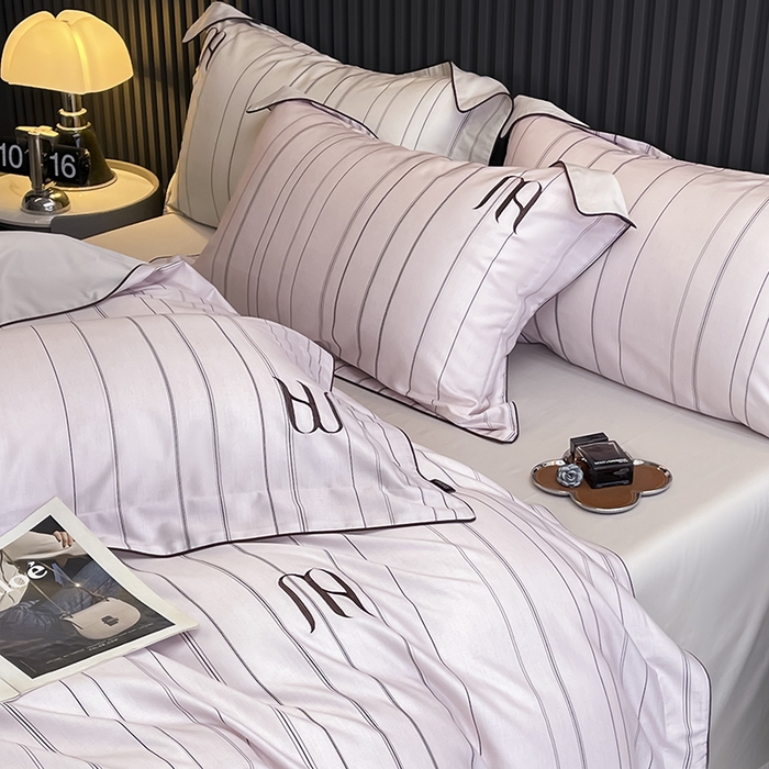 91家纺网 家纺一手货源 找家纺  2025新品A类100支天丝棉夹棉床盖床笠四件套全棉纯棉床单加厚高端数码印花长绒棉床上用品 艾诺-粉