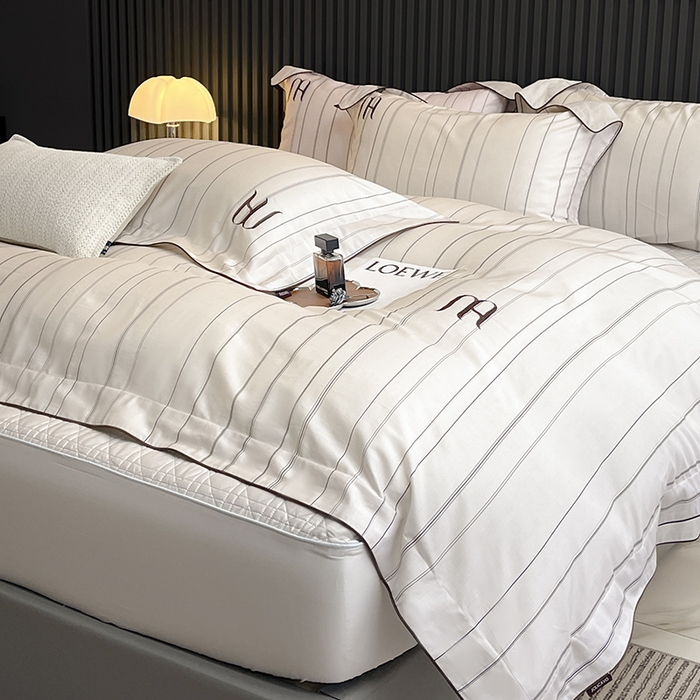 91家纺网 家纺一手货源 找家纺  2025夏季轻奢数码印花A类母婴级天丝棉印花四件套纯棉全棉高端夏季丝滑裸睡长绒棉被套真丝床上用品 艾诺-米