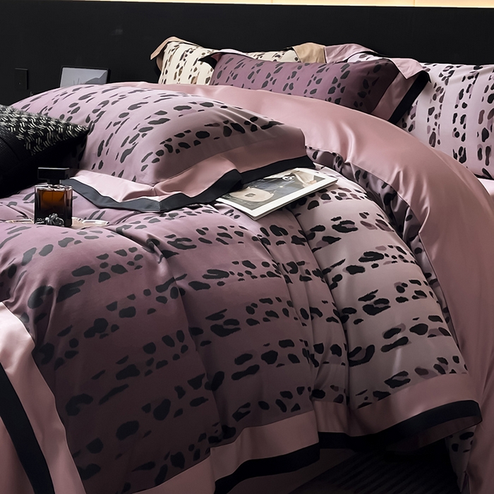 91家纺网 家纺一手货源 找家纺 爱妮菲2025新款高端轻奢新品A类100支天丝棉夹棉床盖床笠四件套全棉纯棉床单加厚高端数码印花长绒棉床上用品 雨棠