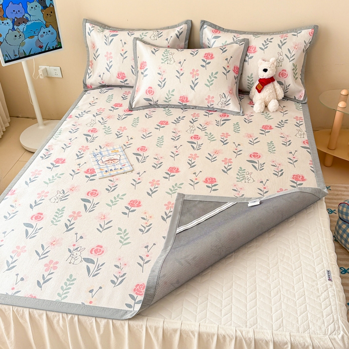 91家纺网 家纺一手货源 找家纺 典曼家纺 2025春夏新款250D冰丝宽边圆网冰丝凉席席子 采花小兔