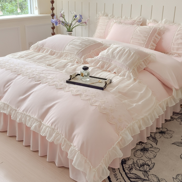 91家纺网 家纺一手货源 找家纺 狂想家 2025高定蕾丝糯小棉安妮系列四件套 蜜桃粉