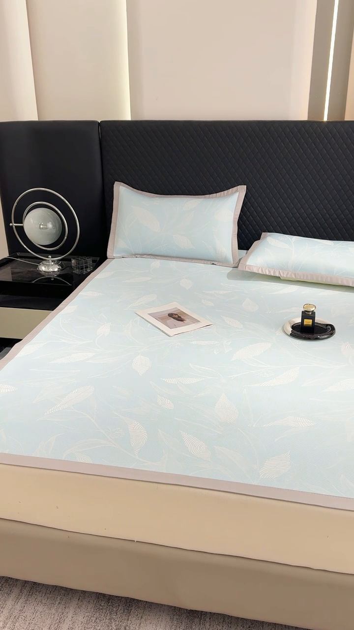 91家纺网 家纺一手货源 找家纺 小萌虎 2025新款PE高分子凉感大提花凉席席子 爱意