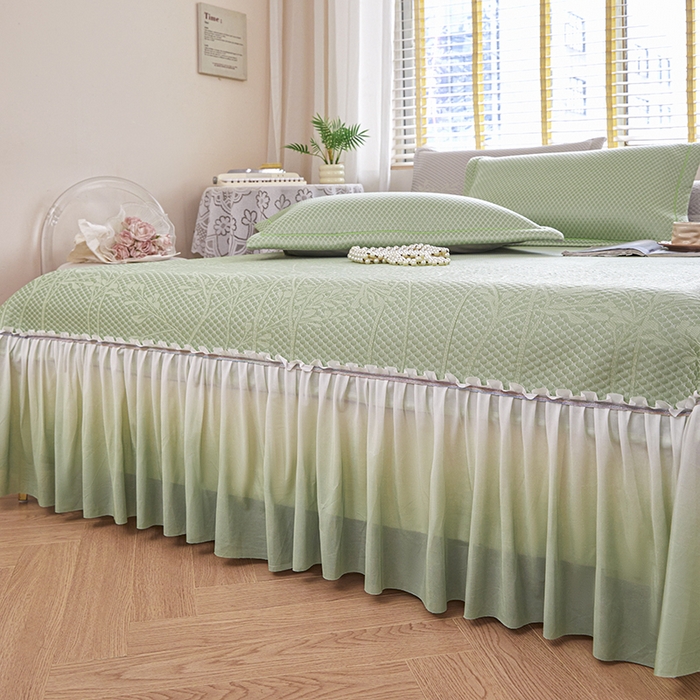 91家纺网 家纺一手货源 找家纺 桂雅居 2025春夏新款高分子凉席三件套床裙款 青草绿