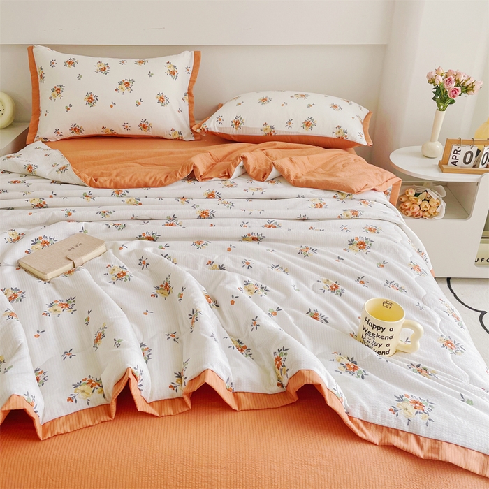 91家纺网 家纺一手货源 找家纺 南北家居 2025新款亲肤泡泡棉提花夏被 夕颜花簇