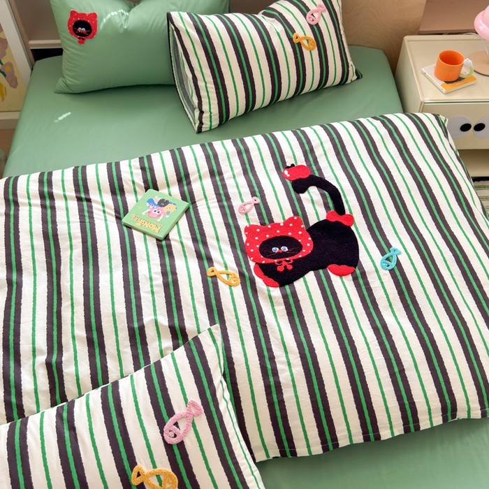 91家纺网 家纺一手货源 找家纺 如意朵2025新款全棉毛巾绣四件套 小红猫