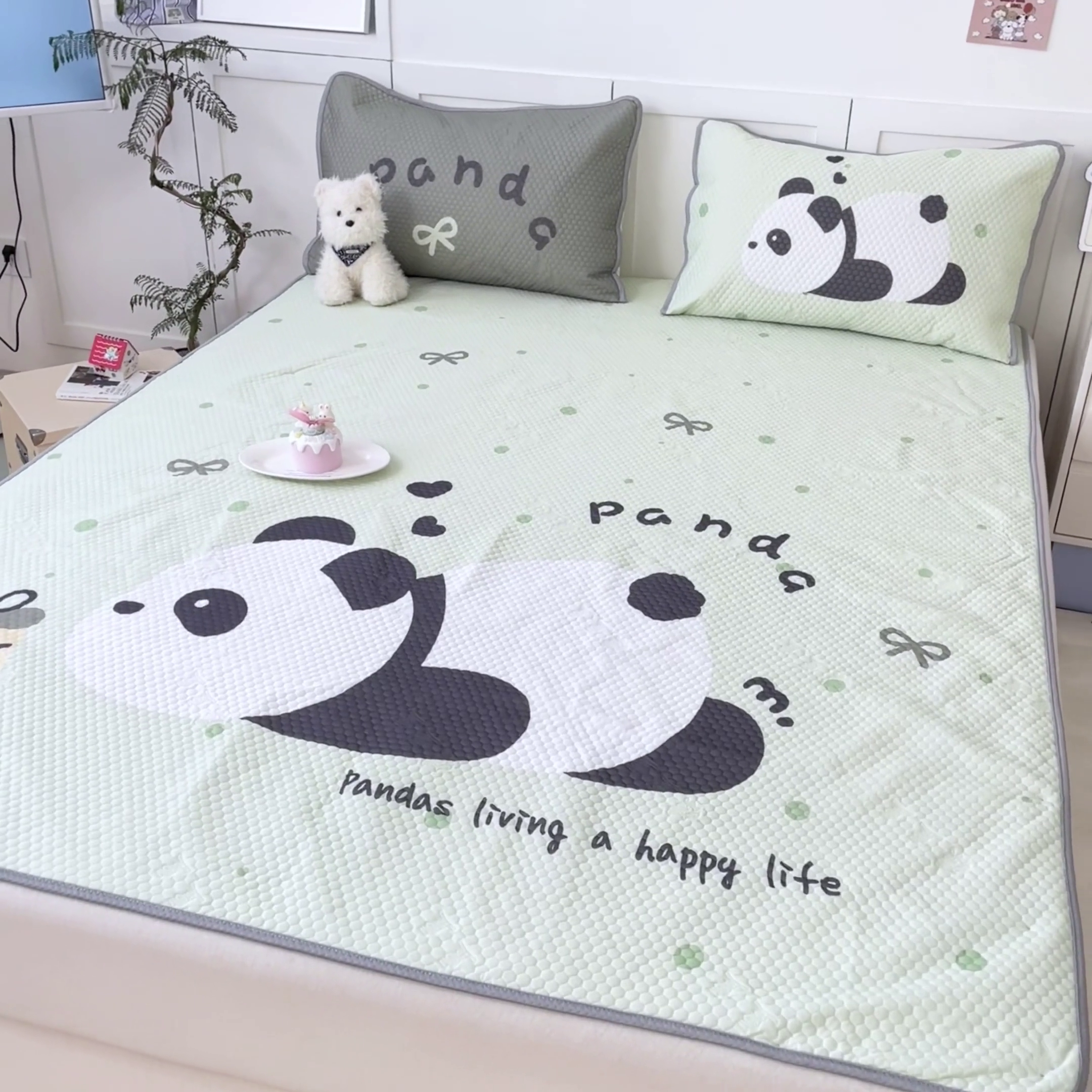 91家纺网 家纺一手货源 找家纺 川悦生活 2025新款大版冰豆豆凉豆豆凉席 礼物小熊猫