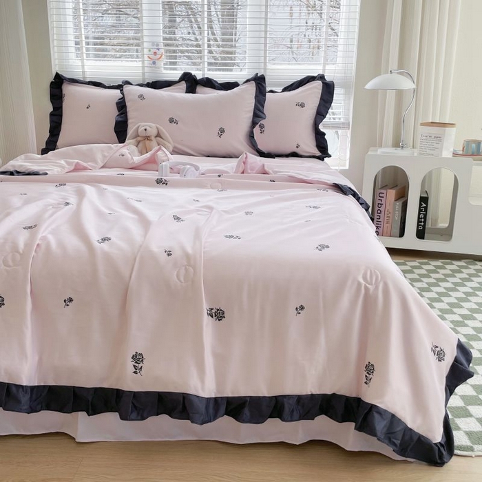 91家纺网 家纺一手货源 找家纺 绣女坊  2025新款水洗天丝夏被四件套 粉色玫瑰