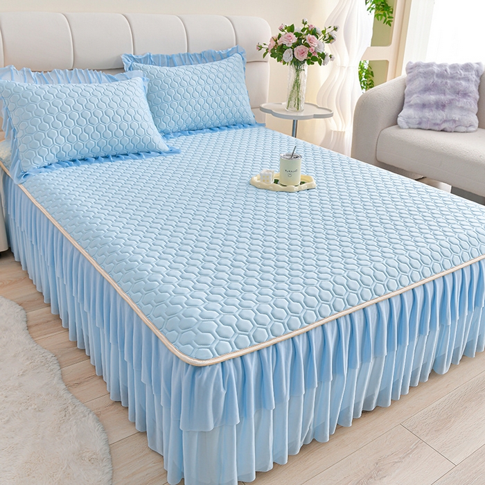 91家纺网 家纺一手货源 找家纺 畅畅家纺 2025新款夏季凉感丝足球花纯色凉席夏被四件套 足球花-天蓝