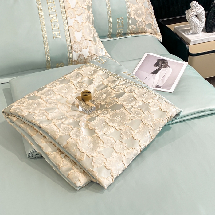91家纺网 家纺一手货源 找家纺 子曰 2025新款金丝提花浮雕刺绣水洗真丝夏被四件套夏凉被空调被 花开朵朵-绿