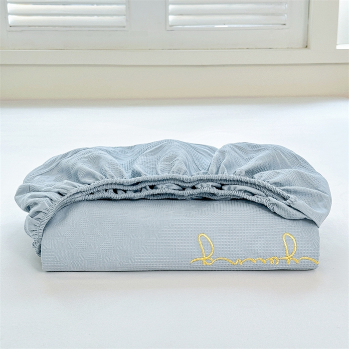 91家纺网 家纺一手货源 找家纺 曼町家居 2025新款全棉华夫格床笠 云水蓝