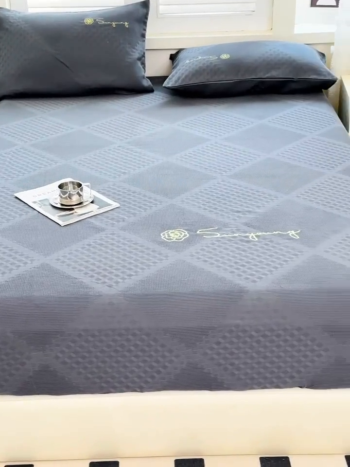 91家纺网 家纺一手货源 找家纺 曼町家居 2025新款全棉华夫格床笠 烟灰