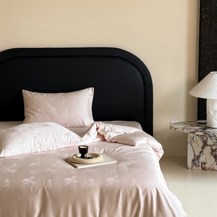 91家纺网 家纺一手货源 找家纺 （总）FORTWO2025新款60支兰精天丝浮雕提花四件套		