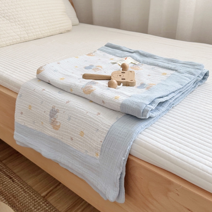 91家纺网 家纺一手货源 找家纺 BOSS 2025新款全棉纯棉皱皱纱儿童盖毯夏被  幼儿园夏被夏凉被空调被 晚安熊