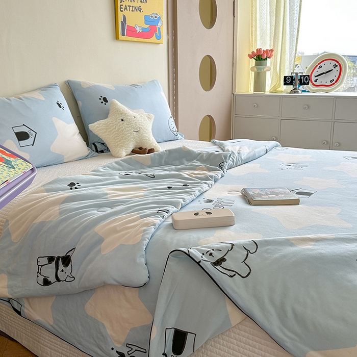 91家纺网 家纺一手货源 找家纺 麦伦家居 2025新款云柔针织棉大豆夏凉被 萌犬蓝